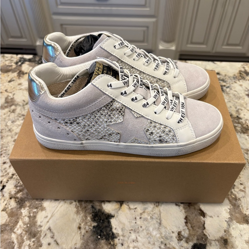 NEW, In box! Vintage Havana Sneakers Size 7.5